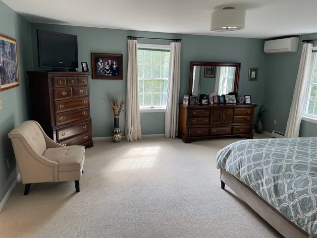 $850,000 | 2 Toon Lane, Lee, NH 03861