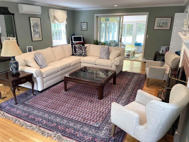 $850,000 | 2 Toon Lane, Lee, NH 03861