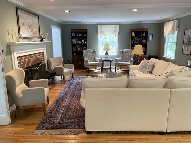 $850,000 | 2 Toon Lane, Lee, NH 03861