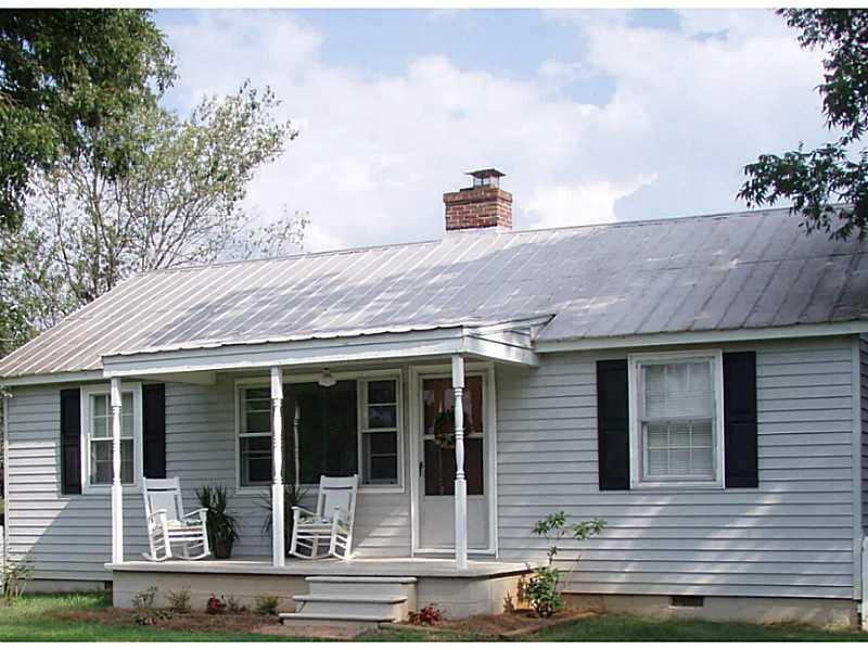 5345 Bogus Road Gainesville, GA 30506 - Photo 1 of 1 Exterior Front. Quaint and cozy farmhouse in Gainesville..