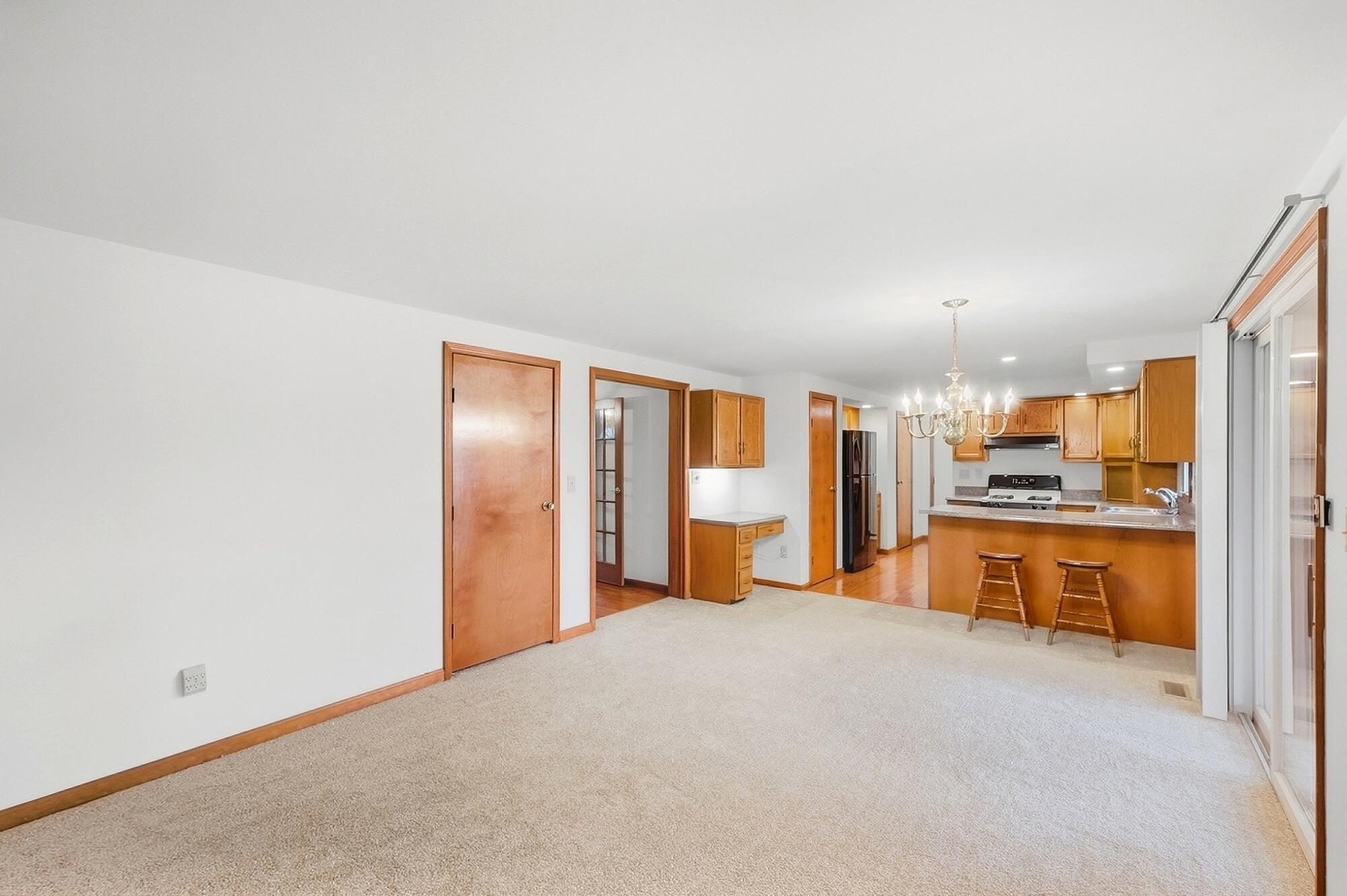 2881 Deer Run Road Springfield, OH 45504 - Photo 10 of 52 049