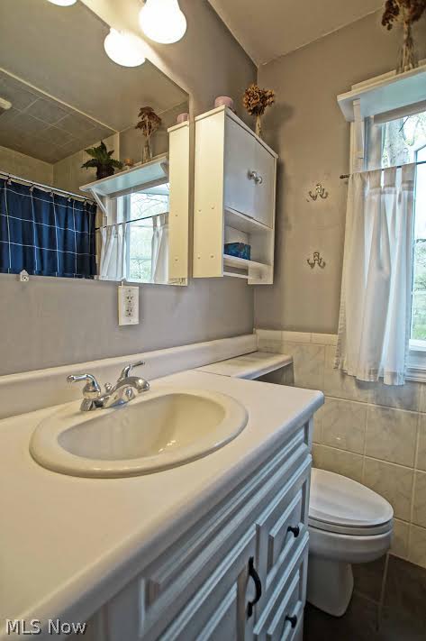 1632 Edgefield Road Lyndhurst, OH 44124 - Photo 8 of 20