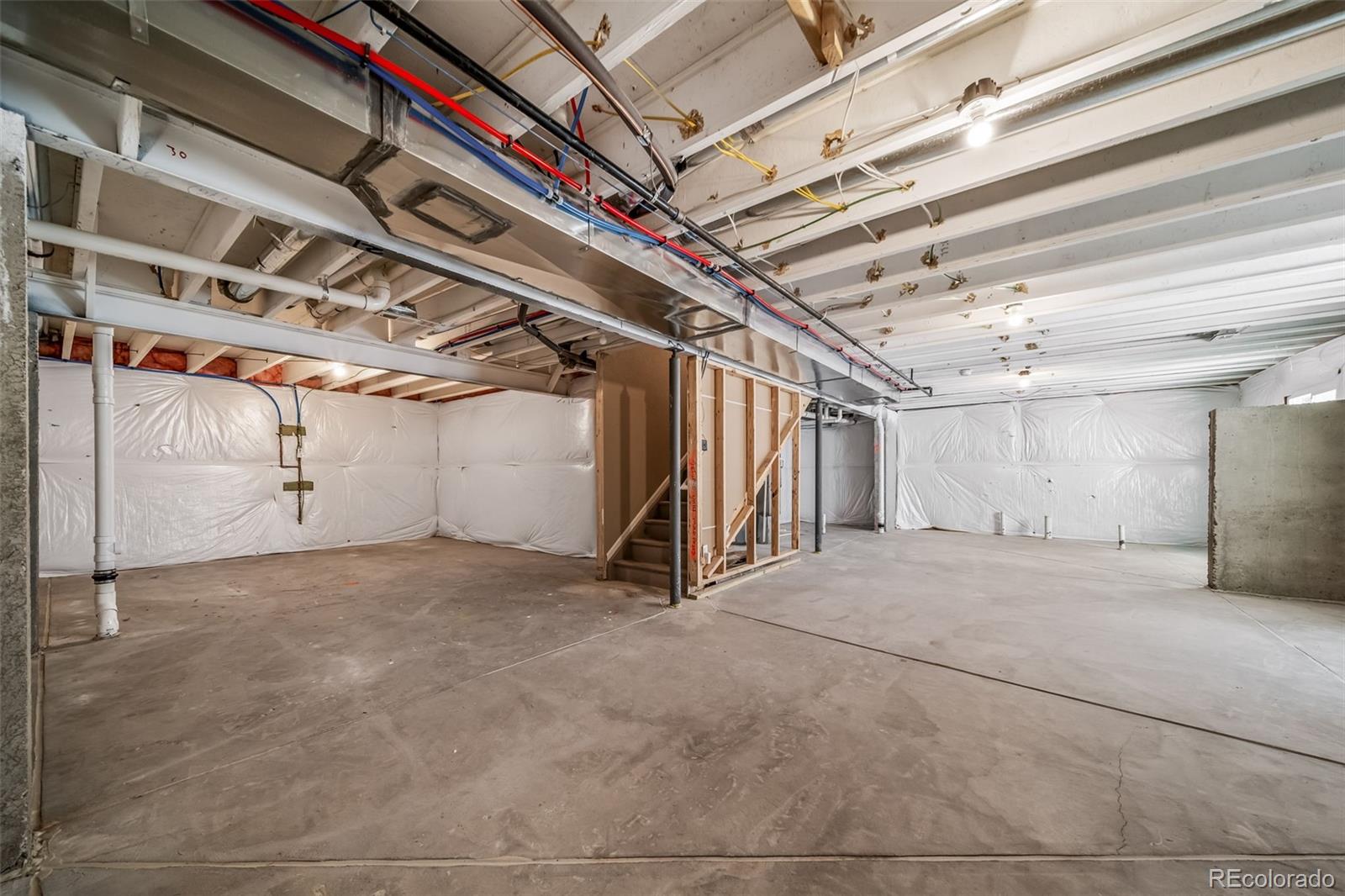 1 South Quantock Street Aurora, CO 80018 - Photo 31 of 43 a view of an empty room