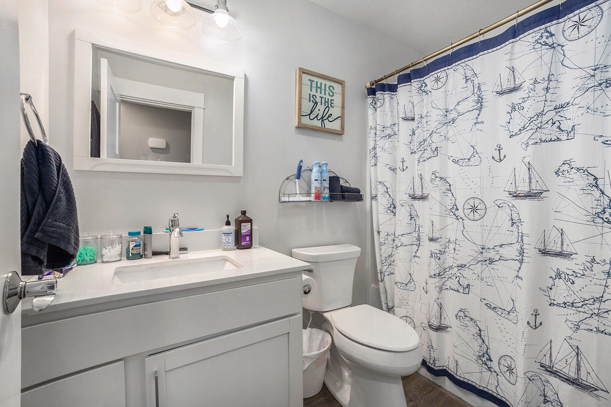 1173 North Ellis Road Ludington, MI 49431 - Photo 19 of 31 Guest Bath