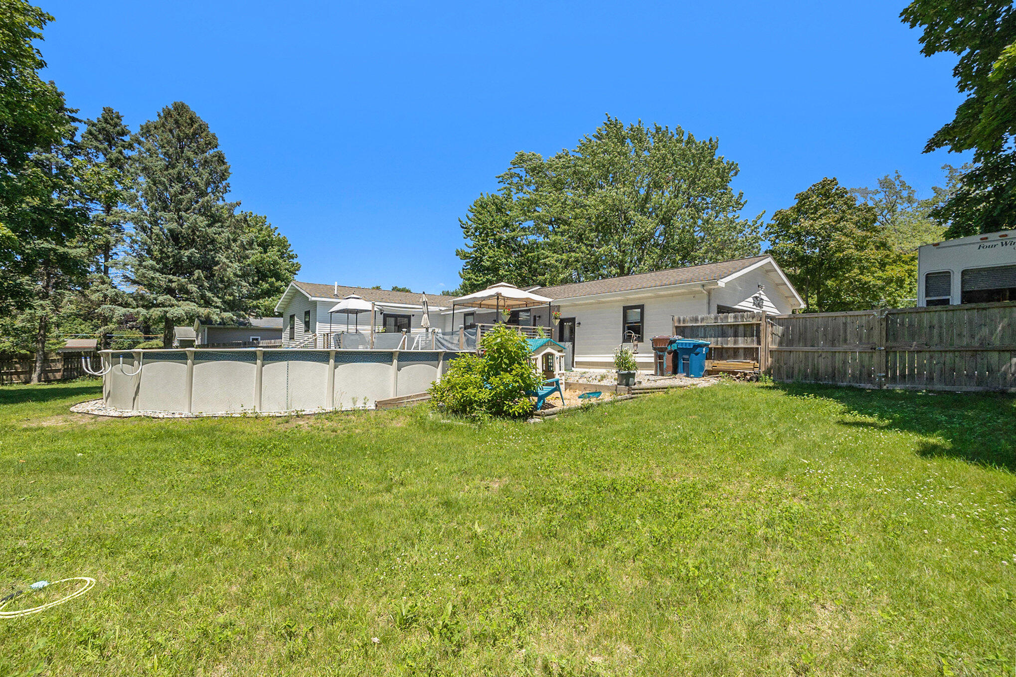 1173 North Ellis Road Ludington, MI 49431 - Photo 30 of 31 035_42a8011-3