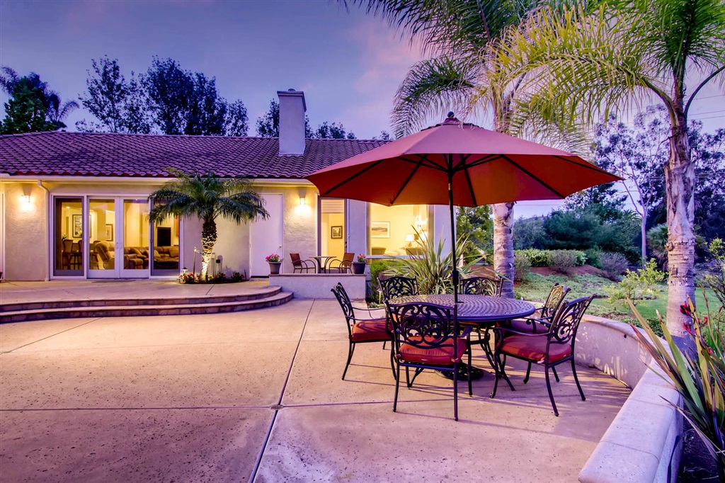 15684 Oakstand Road Poway, CA 92064 - Photo 22 of 25 Patio