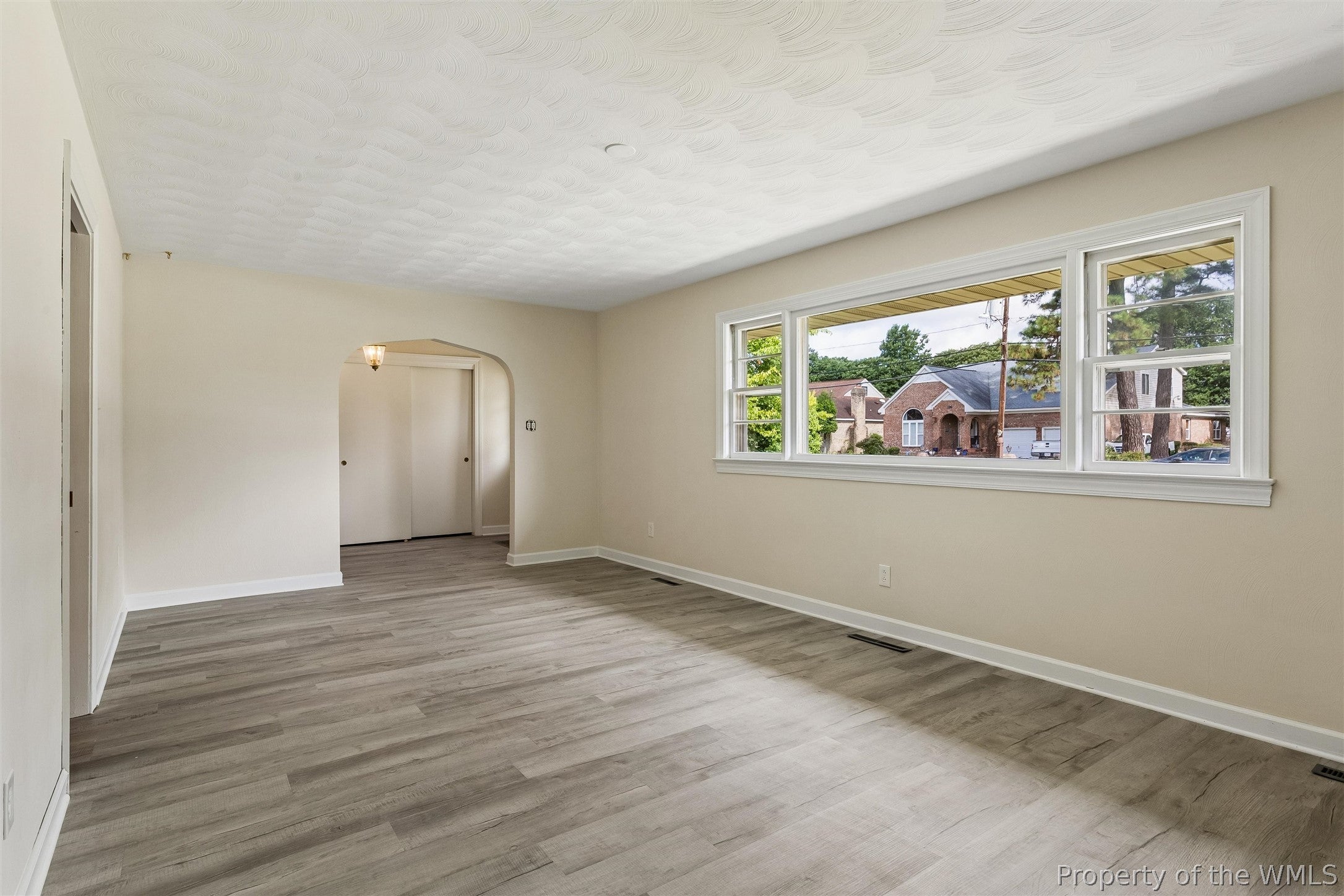 127 Ivy Home Road Hampton, VA 23669 - Photo 8 of 45 Gallery Image 8