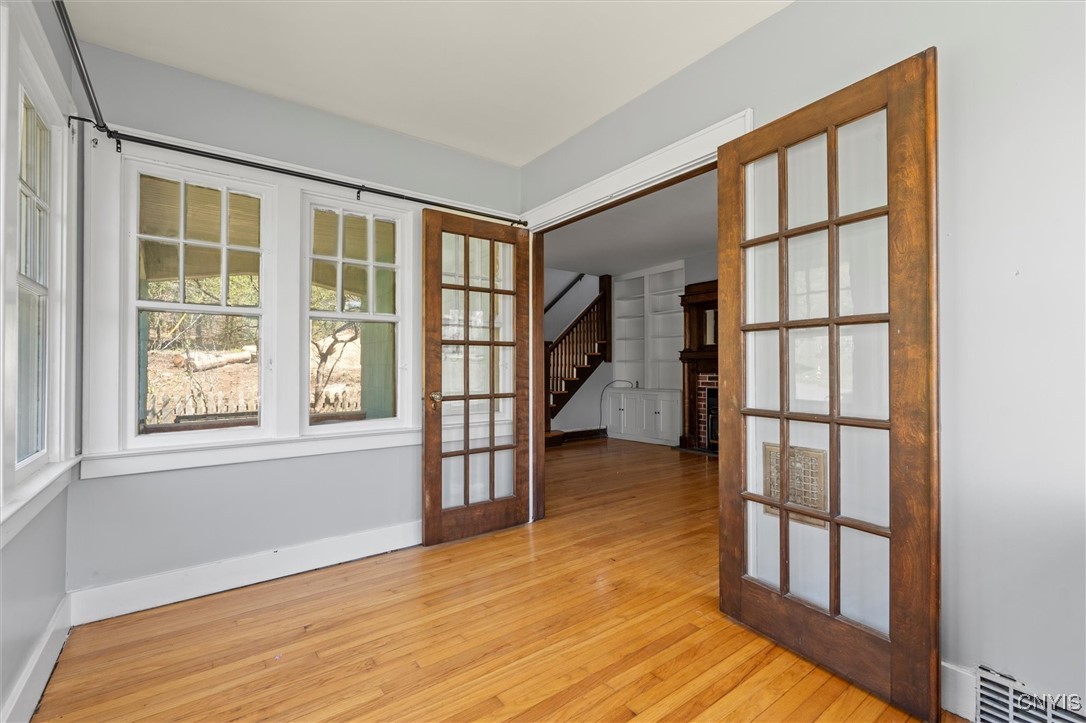 114 Phelps Place Syracuse, NY 13205 - Photo 7 of 31