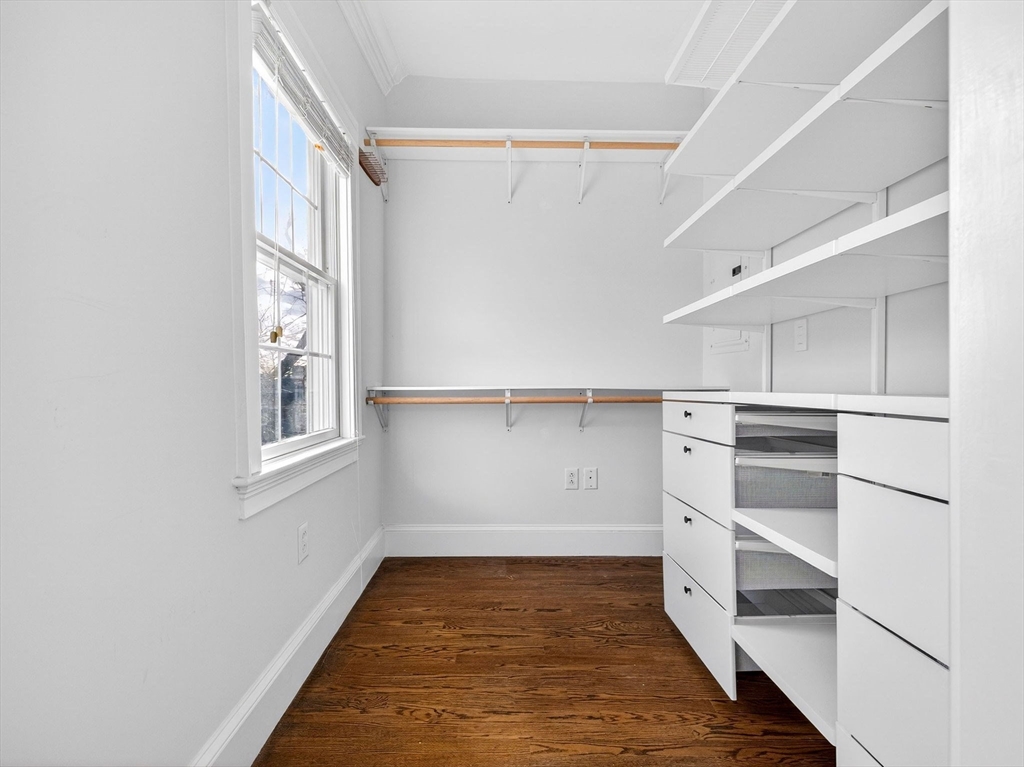 155 H Street, Unit 2 Boston, MA 02127 - Photo 6 of 21