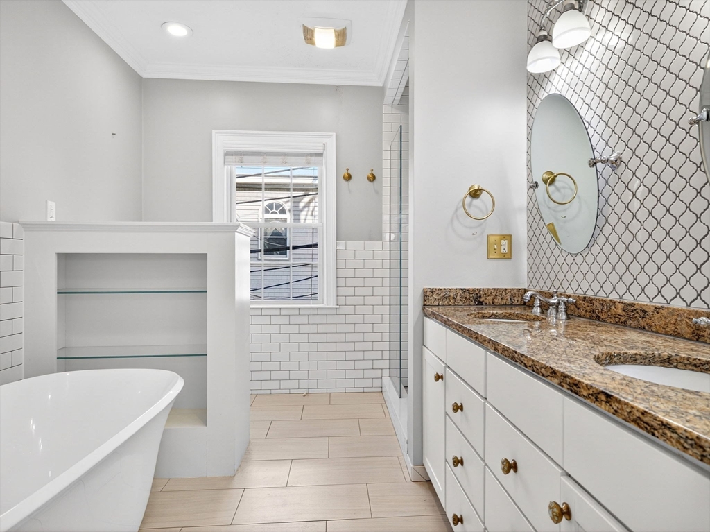 155 H Street, Unit 2 Boston, MA 02127 - Photo 8 of 21