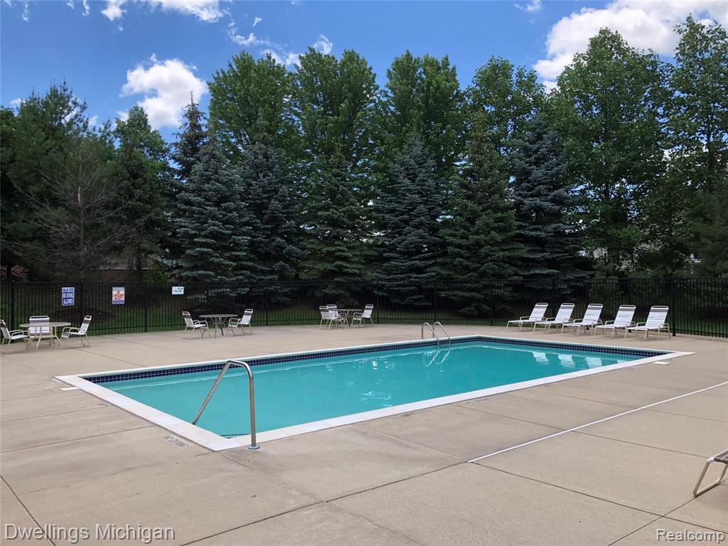 27616 Harrington Way Novi, MI 48374 - Photo 47 of 48