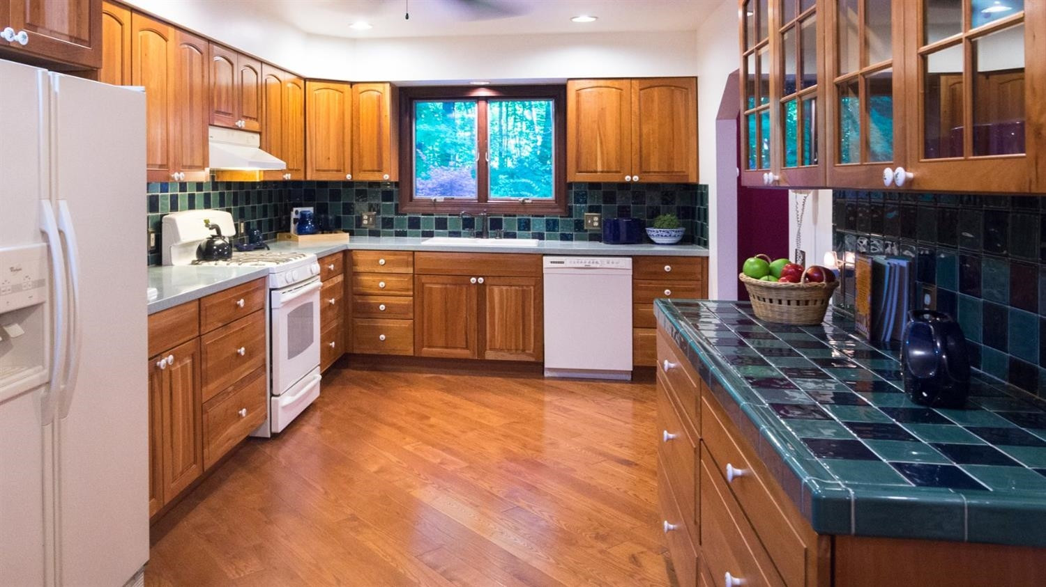 1021 Robin Road Ann Arbor, MI 48103 - Photo 12 of 43 Photo 12