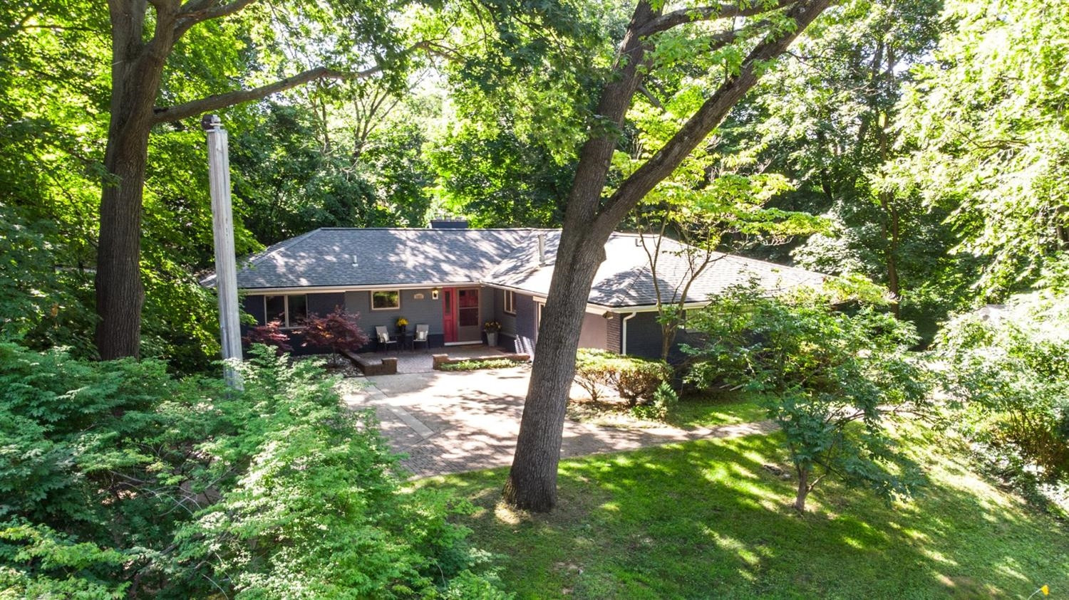 1021 Robin Road Ann Arbor, MI 48103 - Photo 5 of 43 Photo 5