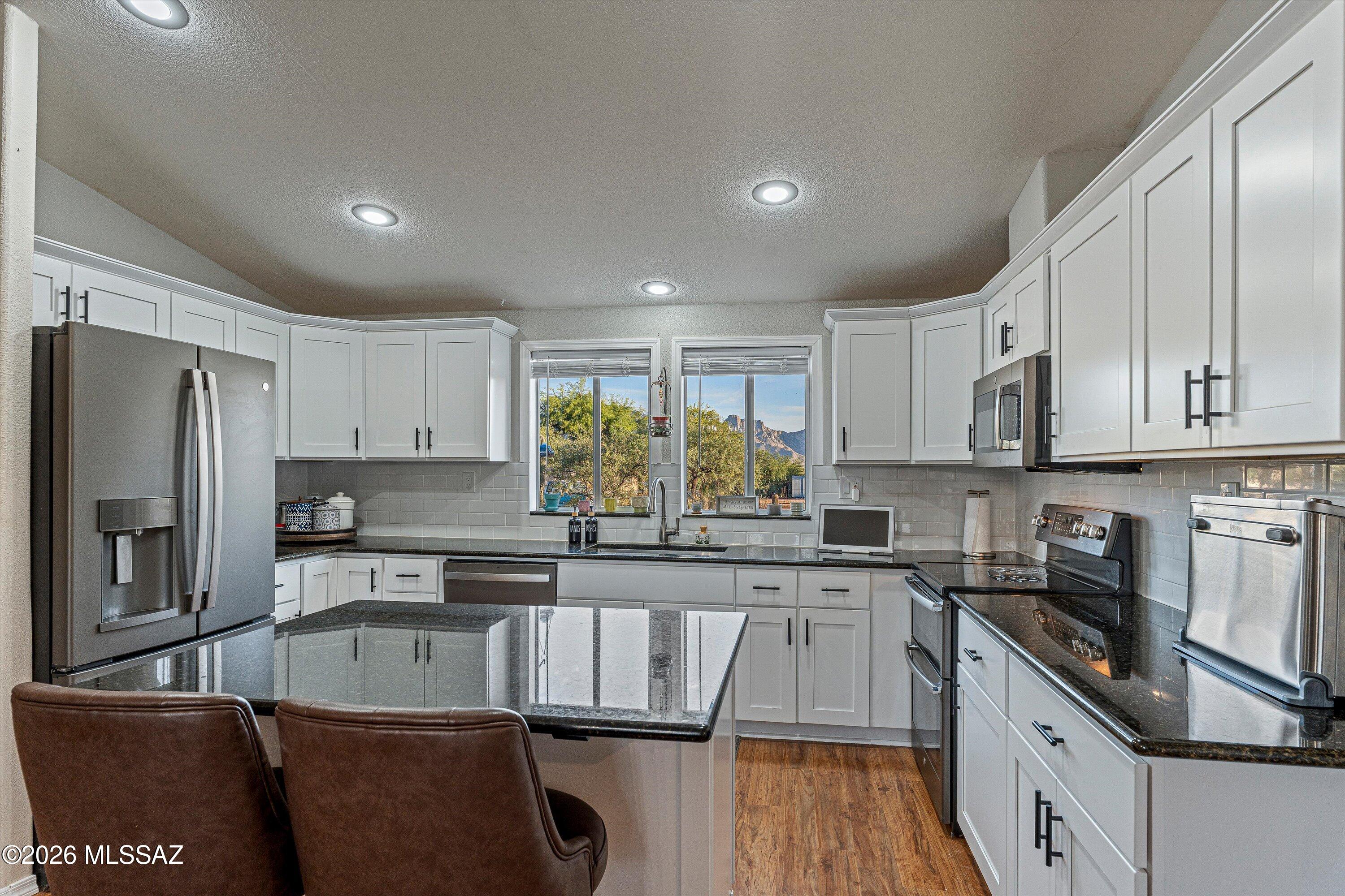17-Kitchen