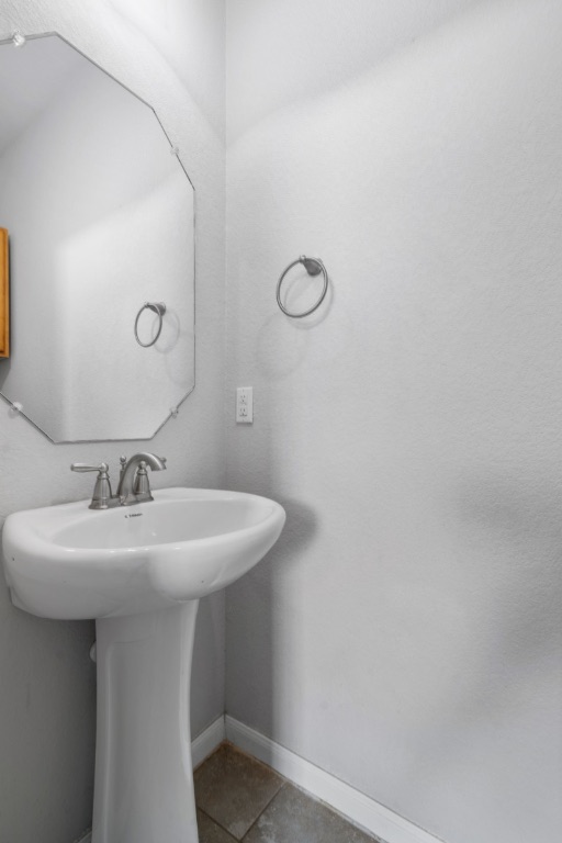 105 Checkerspot Court Georgetown, TX 78626 - Photo 14 of 33