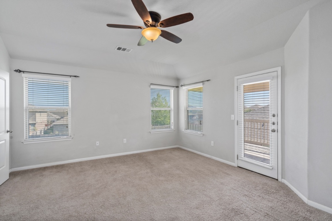 105 Checkerspot Court Georgetown, TX 78626 - Photo 15 of 33