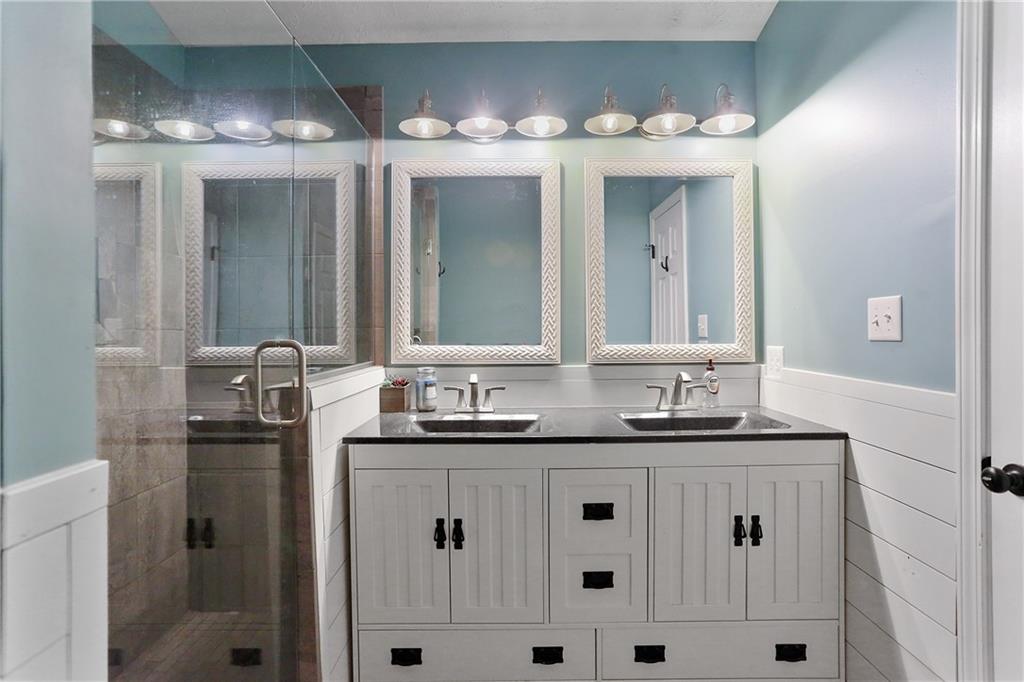3054 Fry Road Greenwood, IN 46142 - Photo 19 of 30 Gallery Image 19