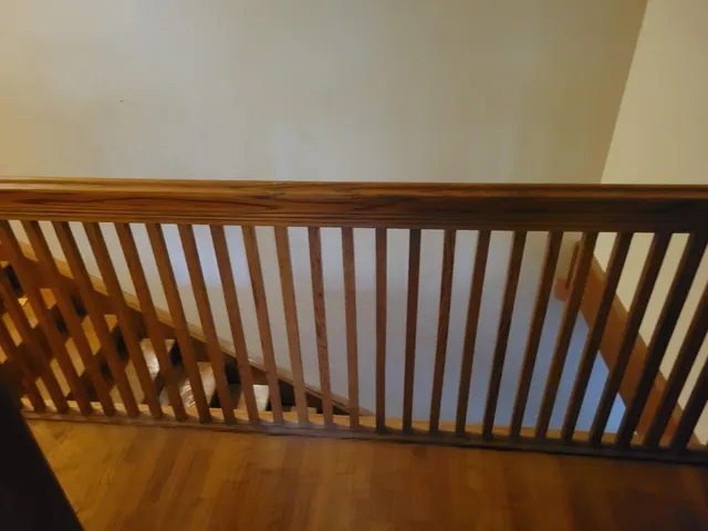 $99,900 | 819 East 7th Avenue, Winfield, KS 67156