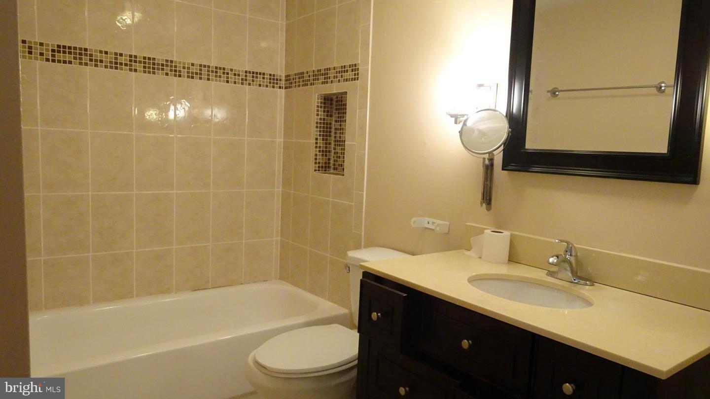 5805 P Royal Ridge Drive Springfield, VA 22152 - Photo 11 of 15