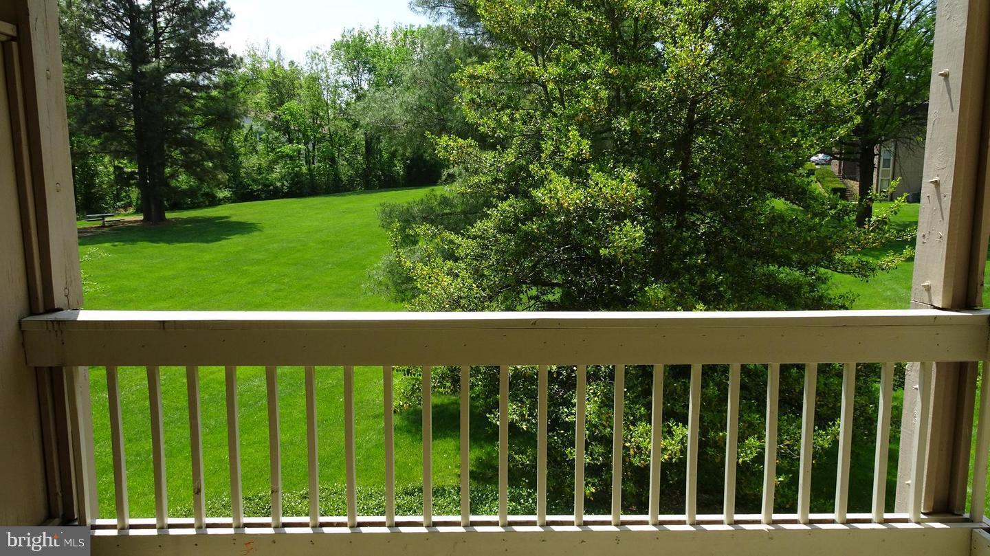 5805 P Royal Ridge Drive Springfield, VA 22152 - Photo 5 of 15