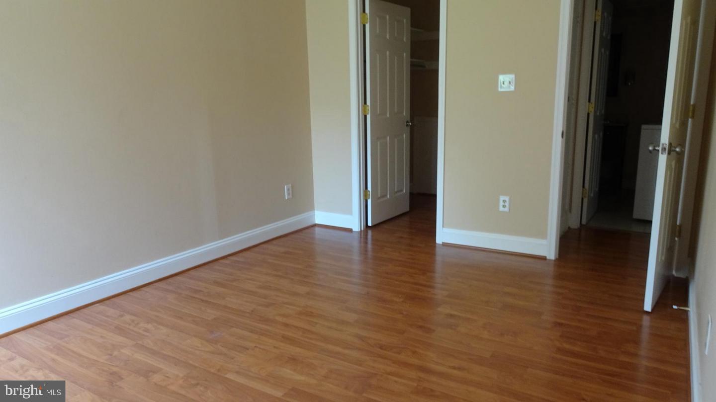 5805 P Royal Ridge Drive Springfield, VA 22152 - Photo 10 of 15