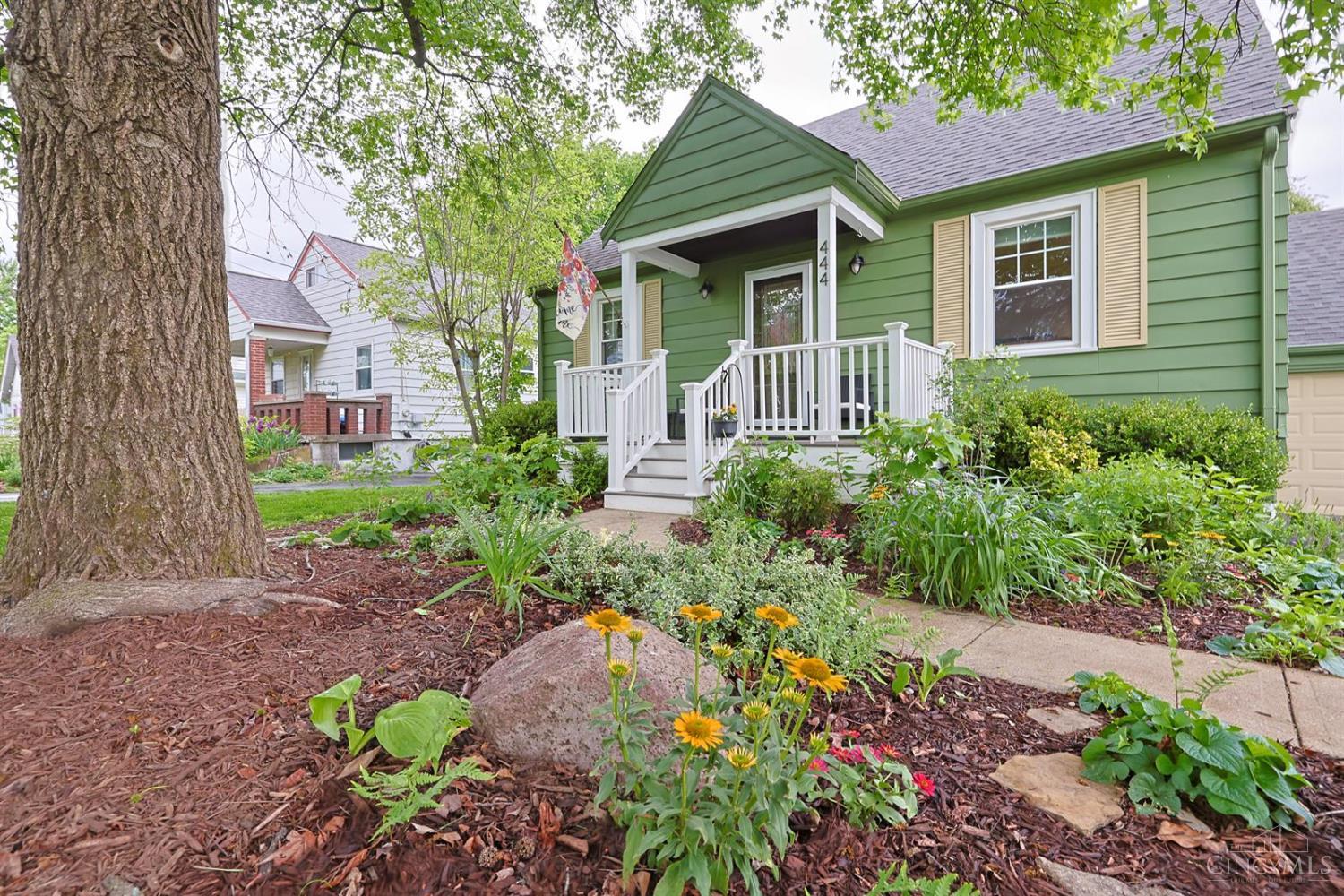 444 West Sharon Road Springdale, OH 45246 - Photo 4 of 30 Gallery Image 4