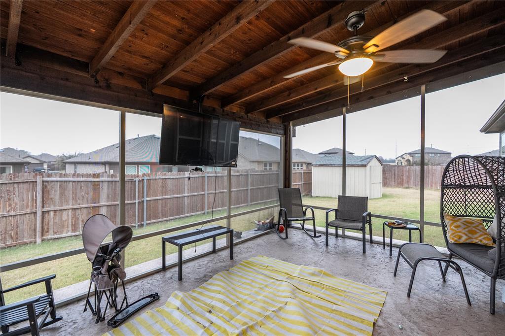 4009 Forest Bend Road Denton, TX 76208 - Photo 30 of 35 View of sunroom / solarium