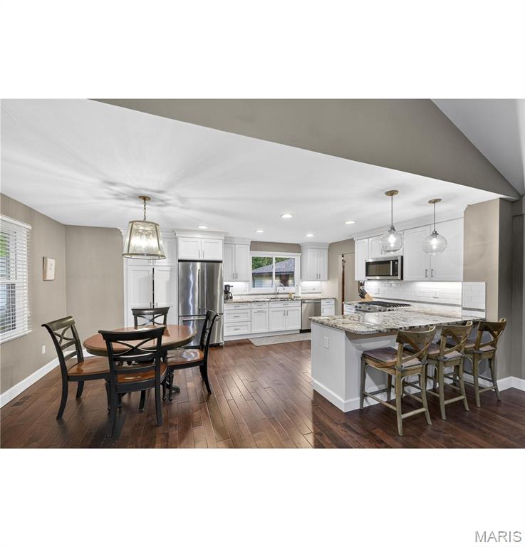 15580 Clover Ridge Drive Chesterfield, MO 63017 - Photo 15 of 45 Gallery Image 15