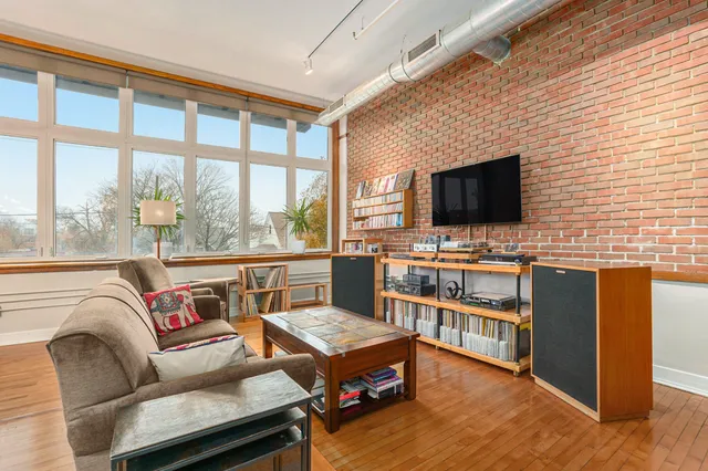 $329,900 | 600 Broadway Avenue Northwest, Unit 239, Grand Rapids, MI 49504