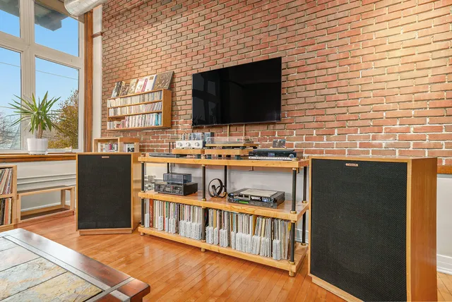 $329,900 | 600 Broadway Avenue Northwest, Unit 239, Grand Rapids, MI 49504