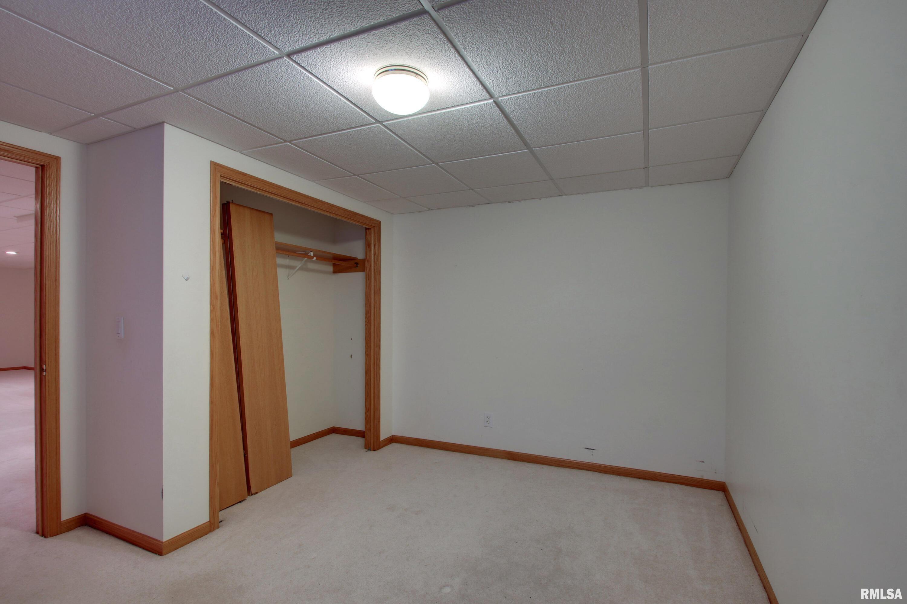 1235 East 2400th Place Camp Point, IL 62320 - Photo 17 of 25 Gallery Image 17