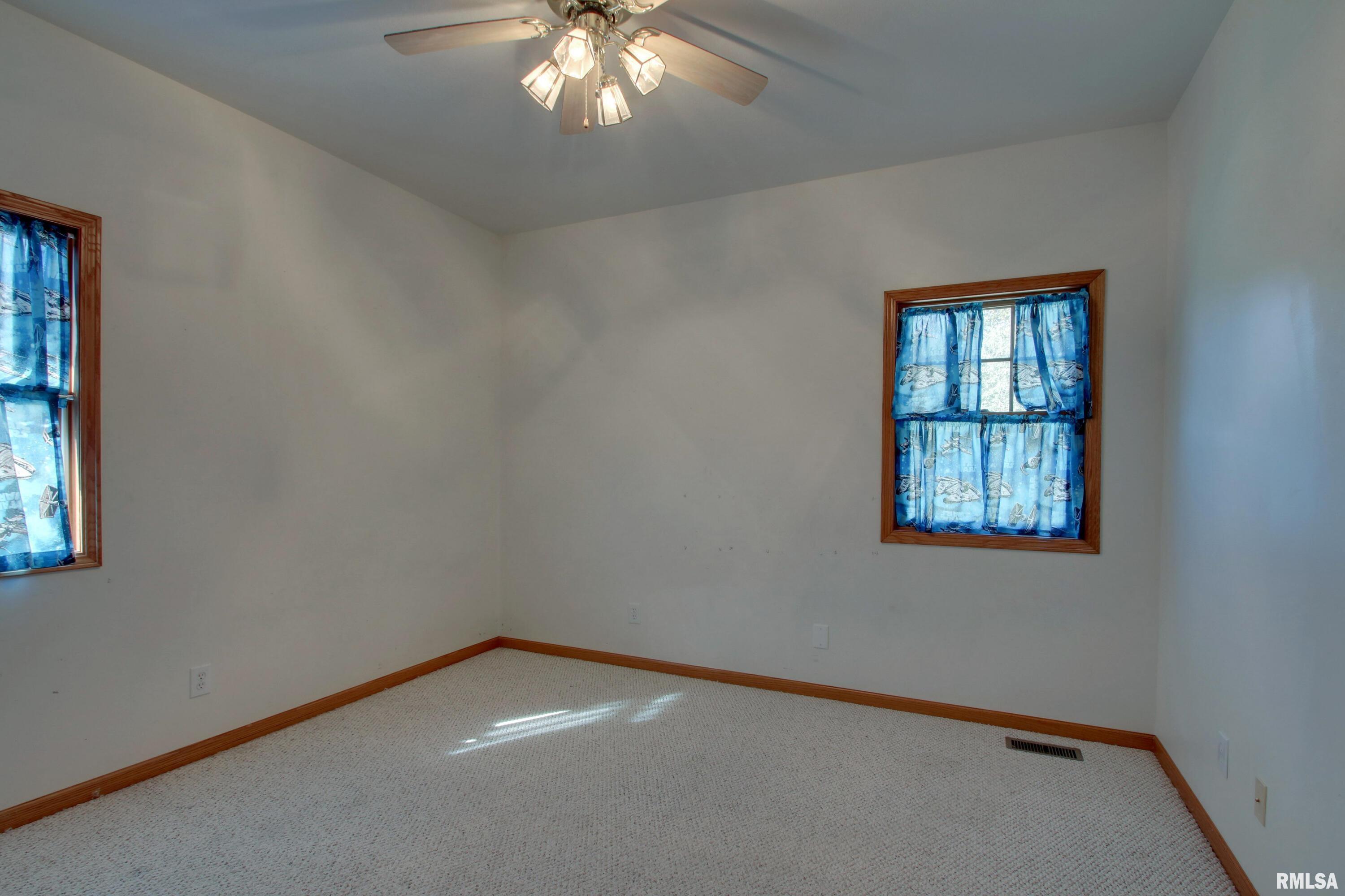 1235 East 2400th Place Camp Point, IL 62320 - Photo 18 of 25 Gallery Image 18
