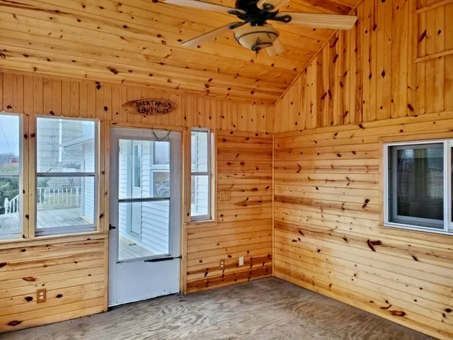 $475,000 | N8709 5th Avenue, Camp Douglas, WI 54618