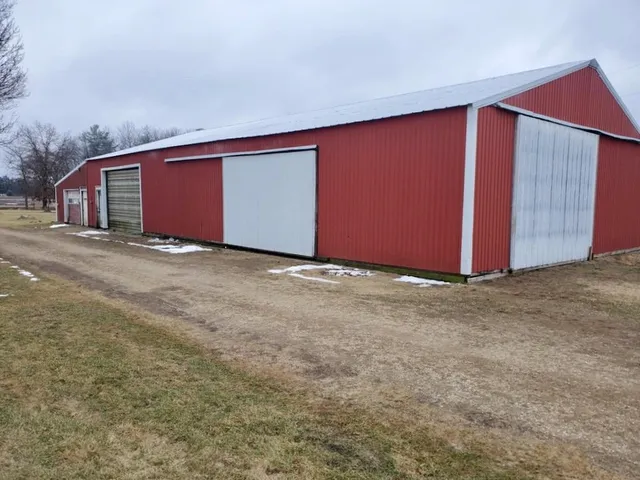 $475,000 | N8709 5th Avenue, Camp Douglas, WI 54618