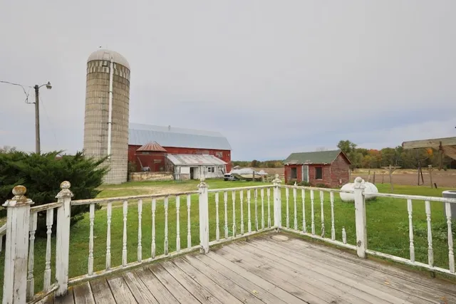 $475,000 | N8709 5th Avenue, Camp Douglas, WI 54618