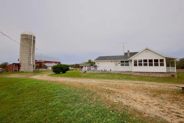 $475,000 | N8709 5th Avenue, Camp Douglas, WI 54618