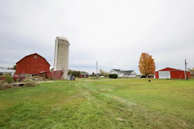 $475,000 | N8709 5th Avenue, Camp Douglas, WI 54618