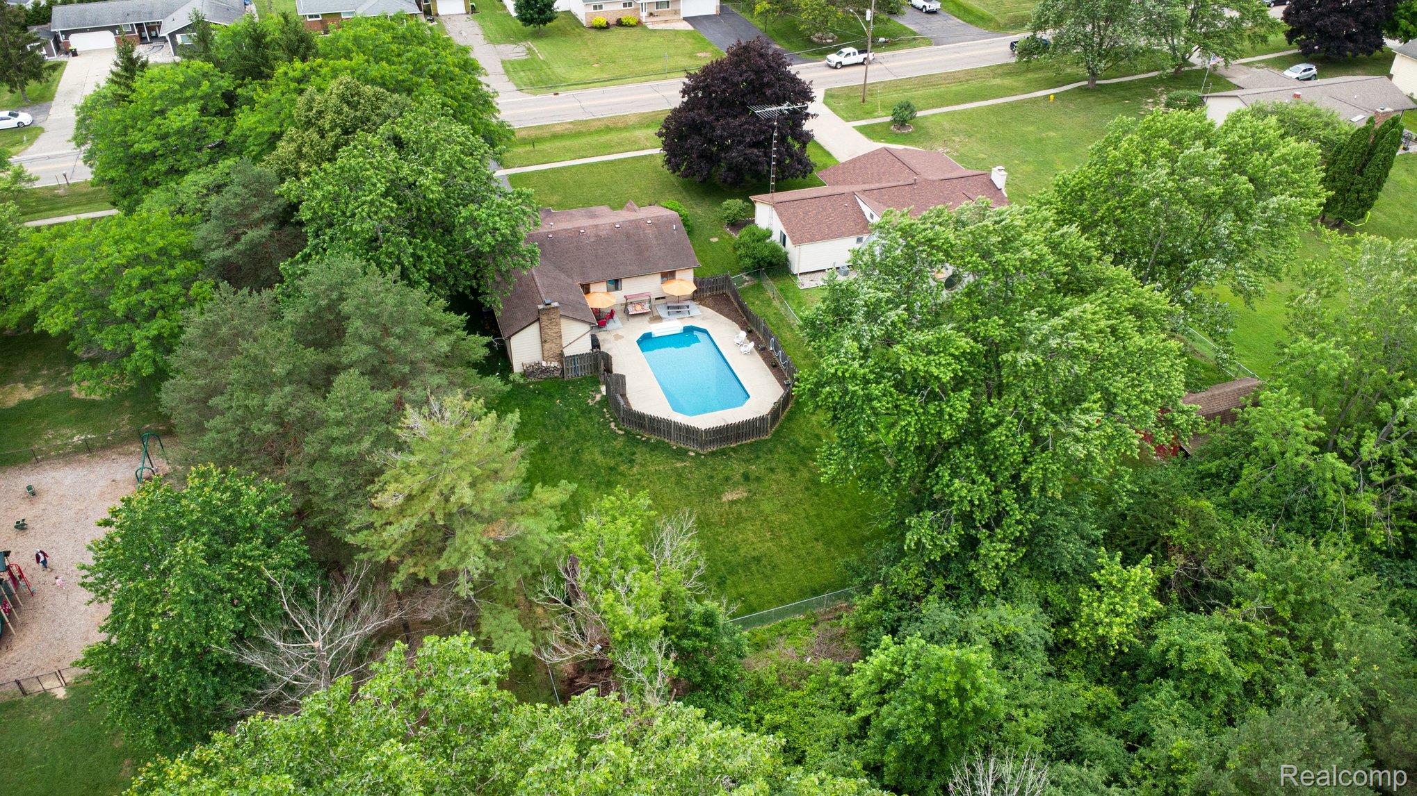 4071 Elms Road Swartz Creek, MI 48473 - Photo 28 of 32 032_file_4676.jpg