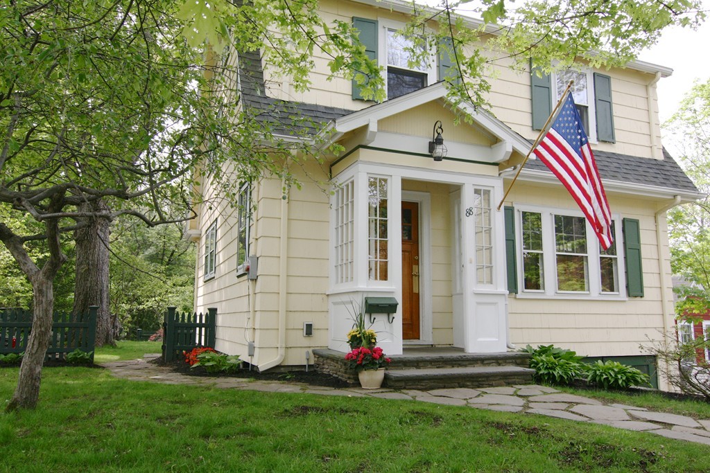 88 High Haith Road Arlington, MA 02476 - Photo 2 of 24 Gallery Image 2