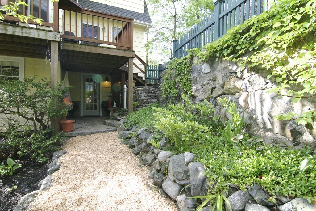 88 High Haith Road Arlington, MA 02476 - Photo 22 of 24 Gallery Image 22