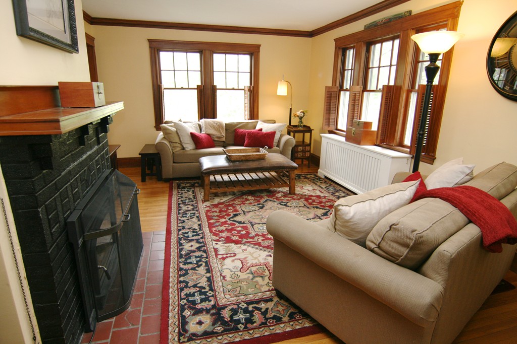 88 High Haith Road Arlington, MA 02476 - Photo 3 of 24 Gallery Image 3