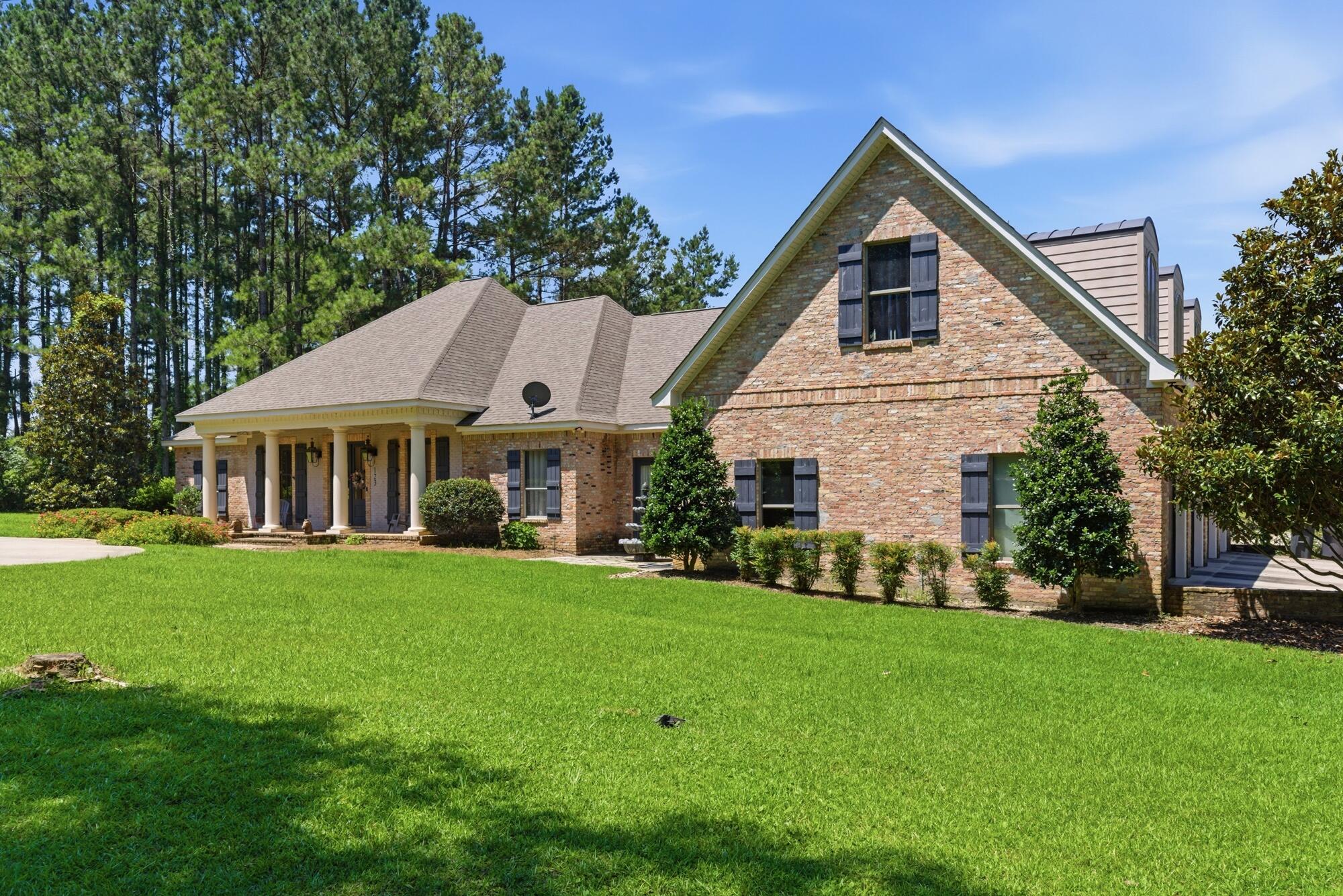 123 Higgins Road Sumrall, MS 39482 - Photo 5 of 131 Gallery Image 5