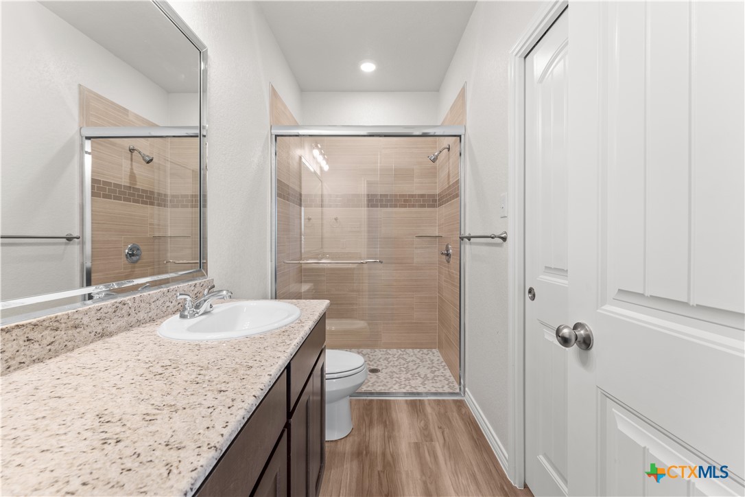 1114 Zora Drive Temple, TX 76504 - Photo 16 of 29 Unit A Primary Bath