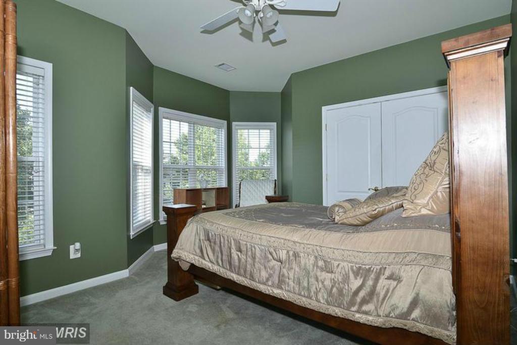 21590 Merion Street Ashburn, VA 20147 - Photo 20 of 30 Bedroom