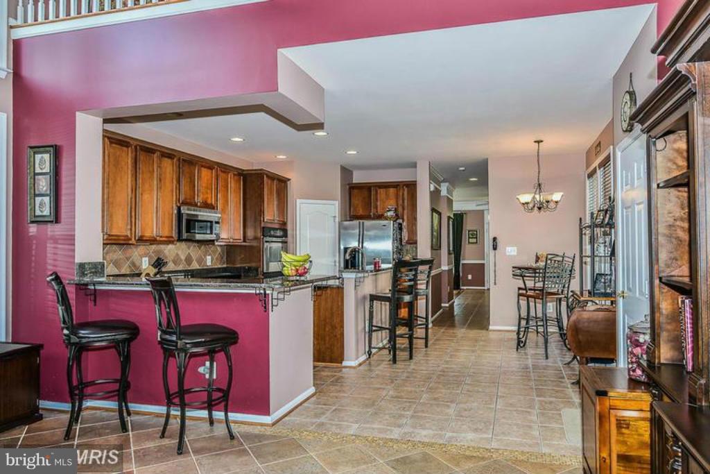 21590 Merion Street Ashburn, VA 20147 - Photo 10 of 30 Kitchen