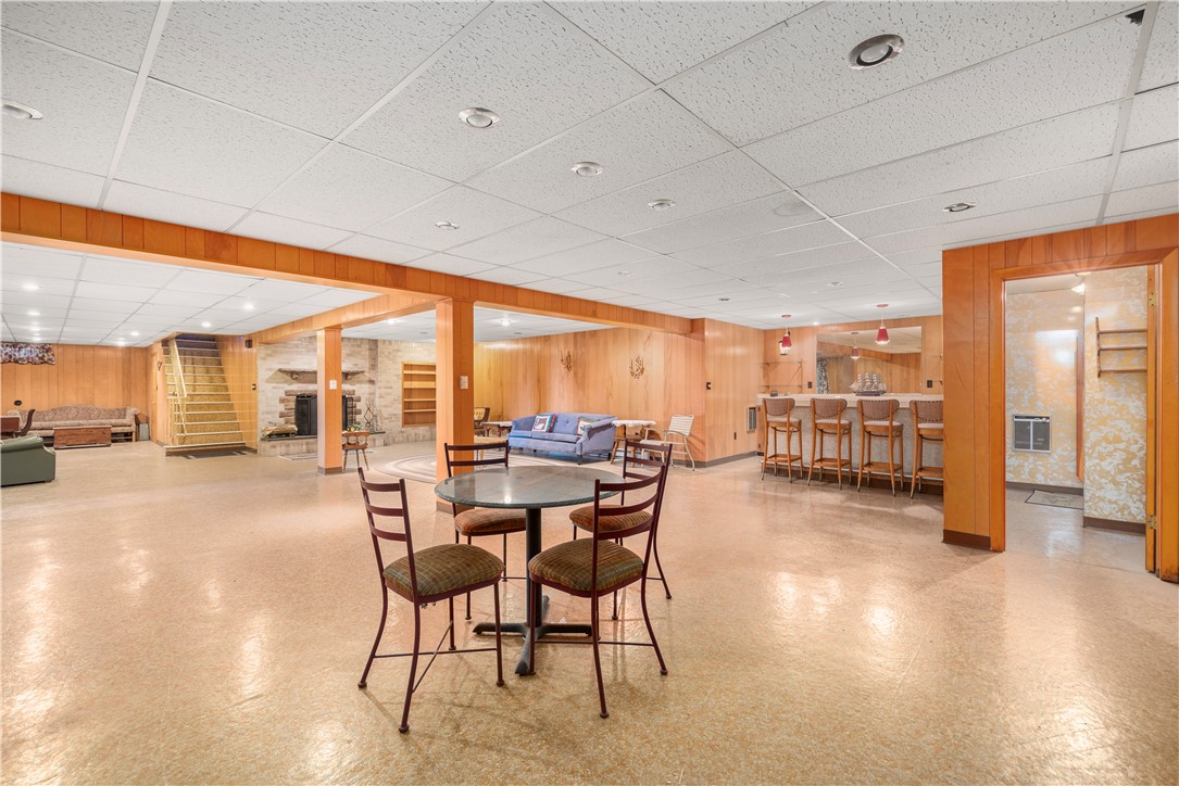 1173 Main Road Tiverton, RI 02878 - Photo 19 of 40 heated!!
