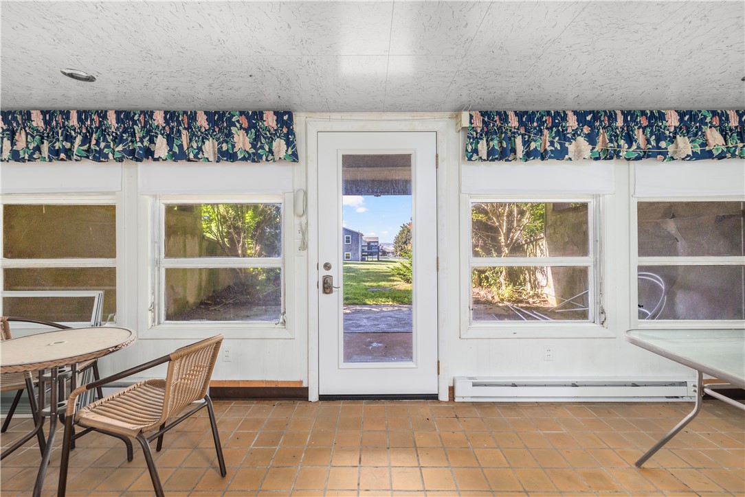 1173 Main Road Tiverton, RI 02878 - Photo 23 of 40 access to expansize yard!