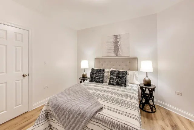 $1,998 | 6170 North Winchester Avenue, Unit G, Chicago, IL 60660