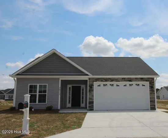 $1,900 | 3913 Pensacola Drive, Greenville, NC 27834
