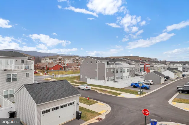 a house view with a outdoor space